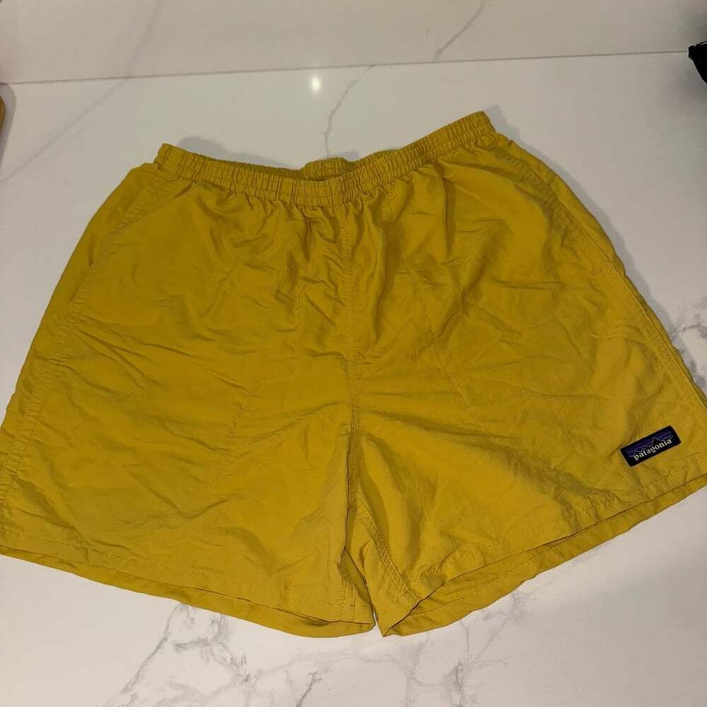 Patagonia Vintage Yellow Nylon Baggies Shorts Size Medium
